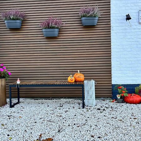 B&B Slaap In Buurse Χαακσμπέργκεν Εξωτερικό φωτογραφία