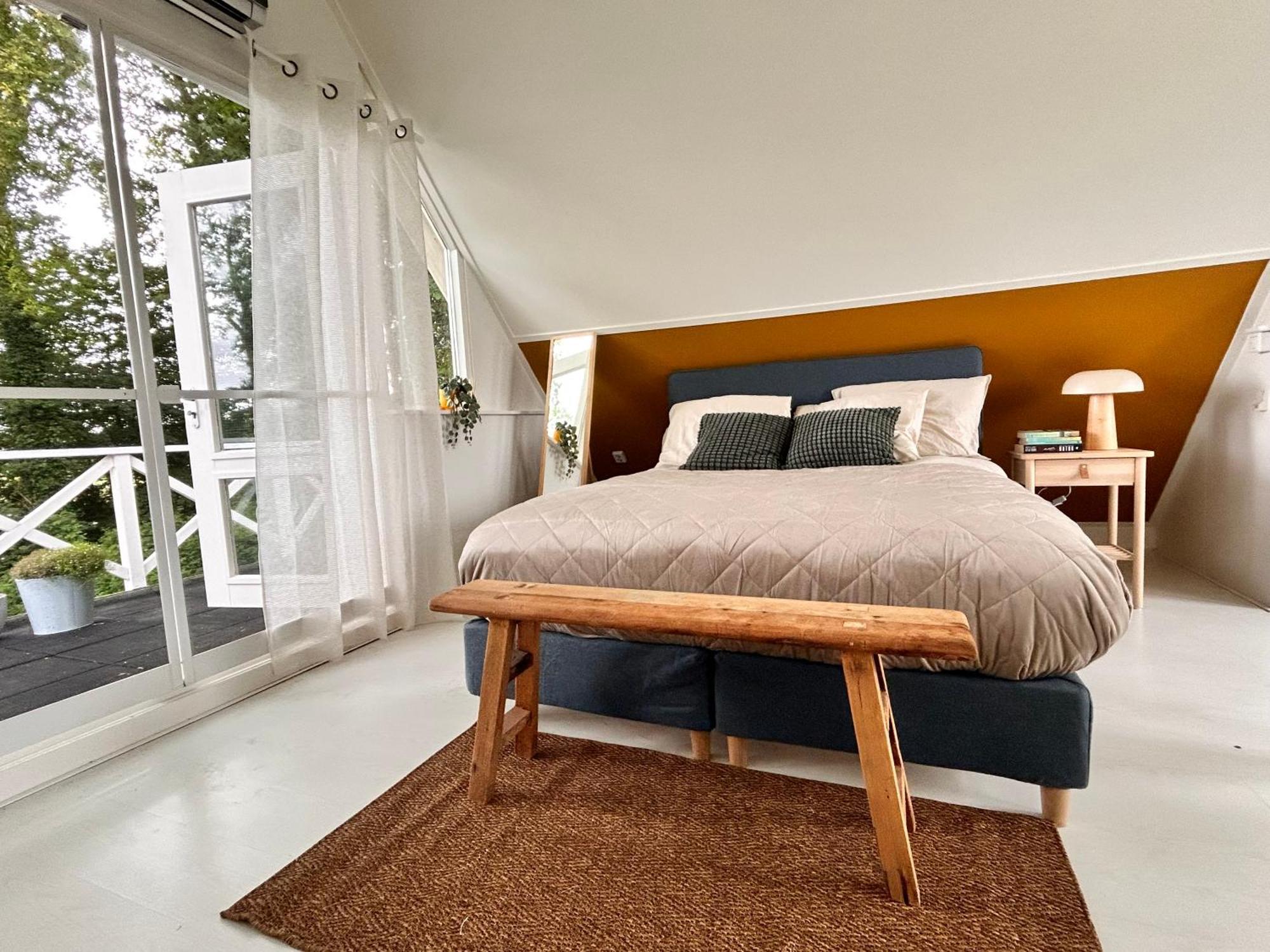 B&B Slaap In Buurse Χαακσμπέργκεν Εξωτερικό φωτογραφία